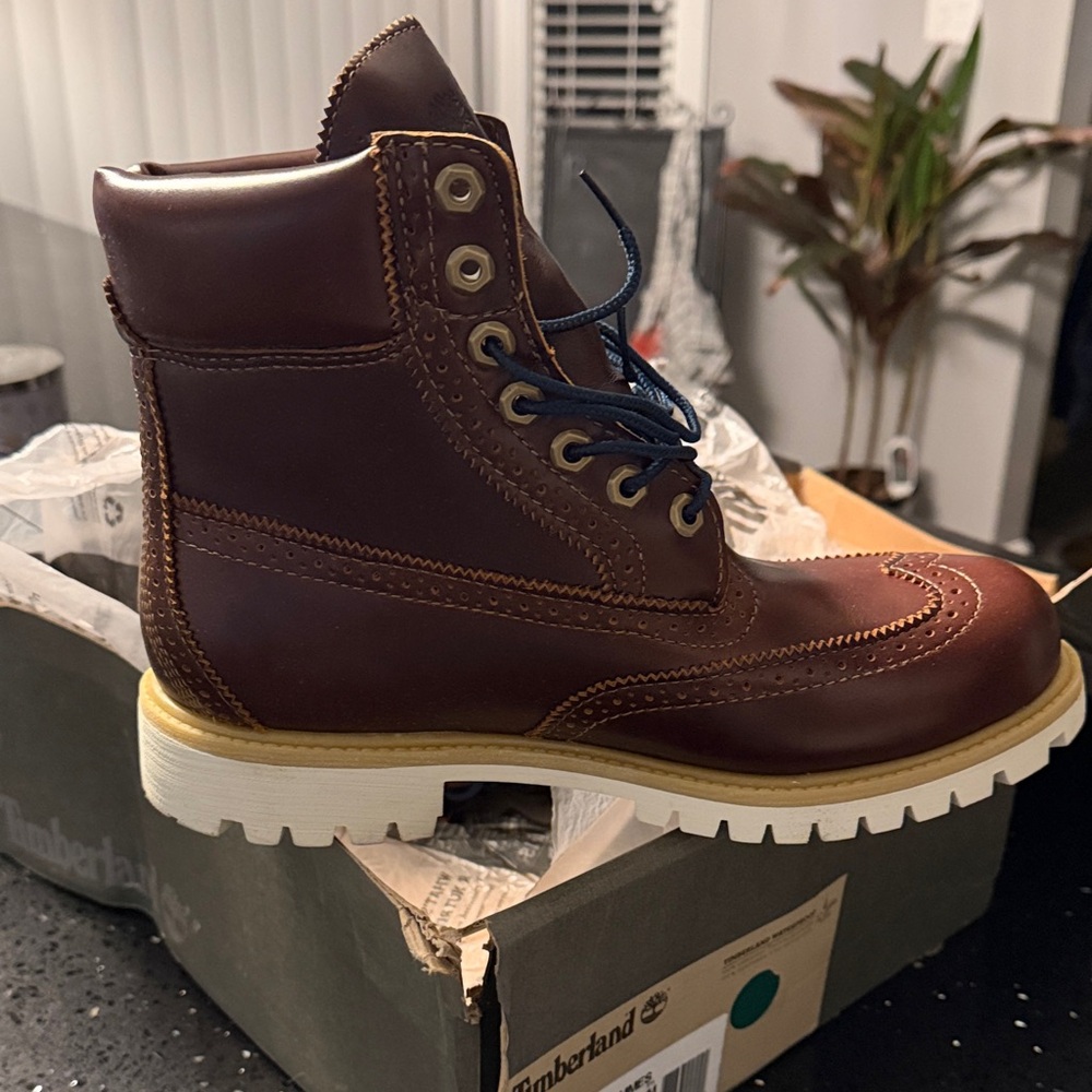 Timberland Men's Dark Brown Leather Boots